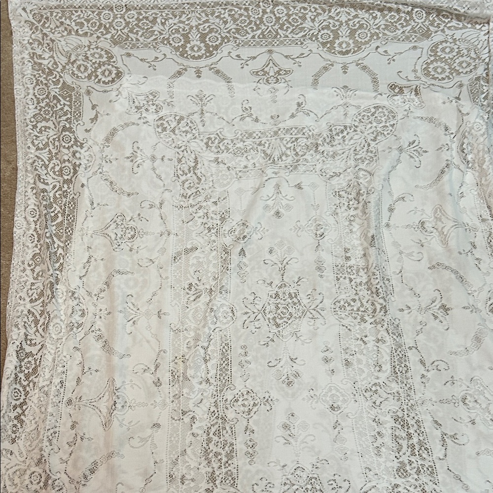 Elegant White Lace Fabric Tablecloth 56x110